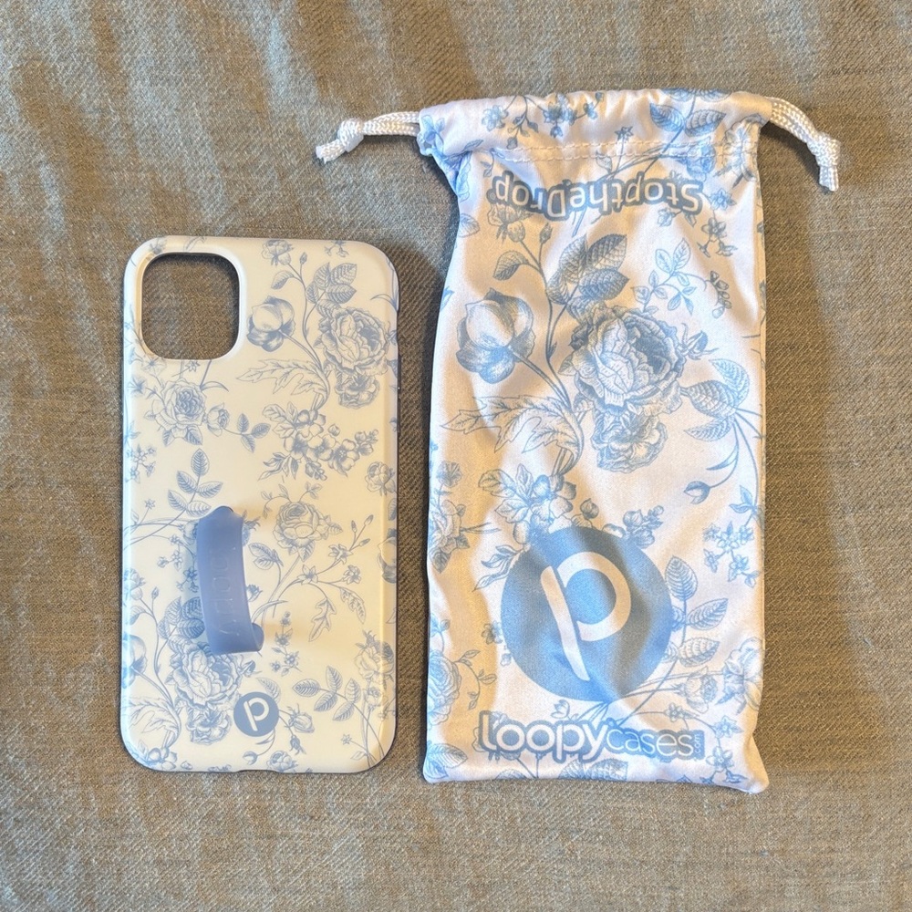 Loopy Case White and Blue Floral Phone Case